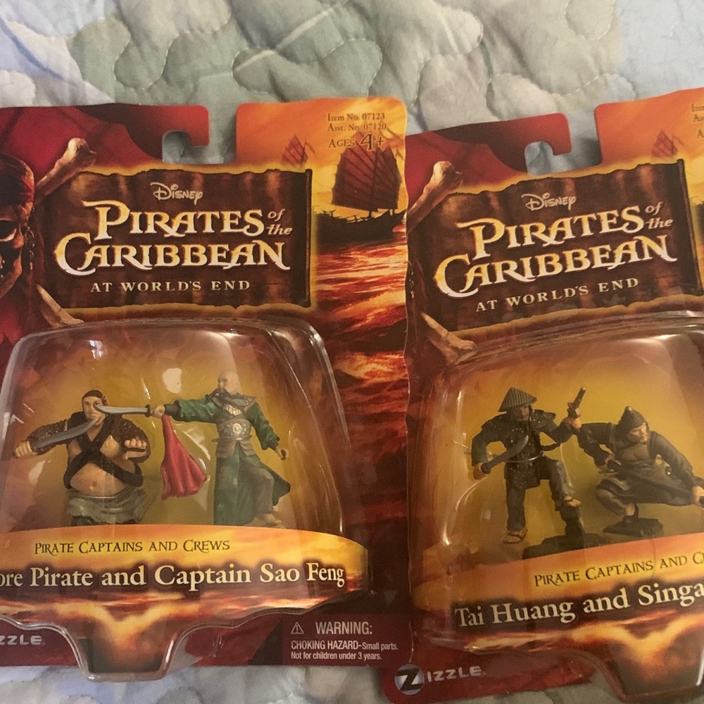 2 pack Pirates of Caribbean at worlds end figures